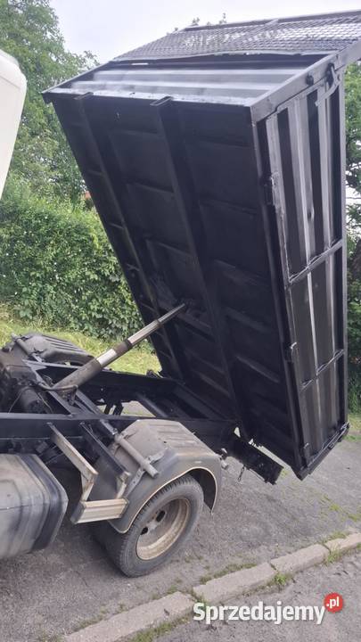 Iveco Daily wywrotka 28 ZAMIANA Rok produkcji 2002 Gliwice