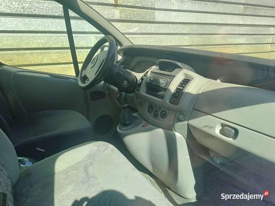 Opel Vivaro long uszkodzony Opel Wrocław sprzedam