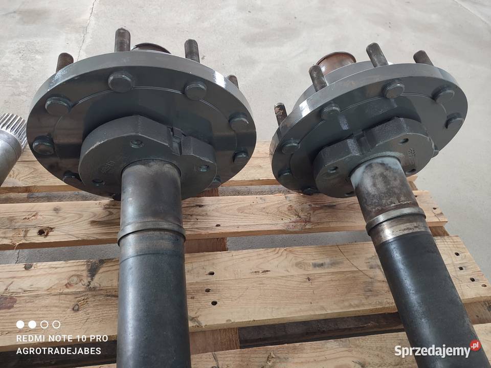 Wał piasta tylnej osi 72607606 Massey Ferguson Wilkowo