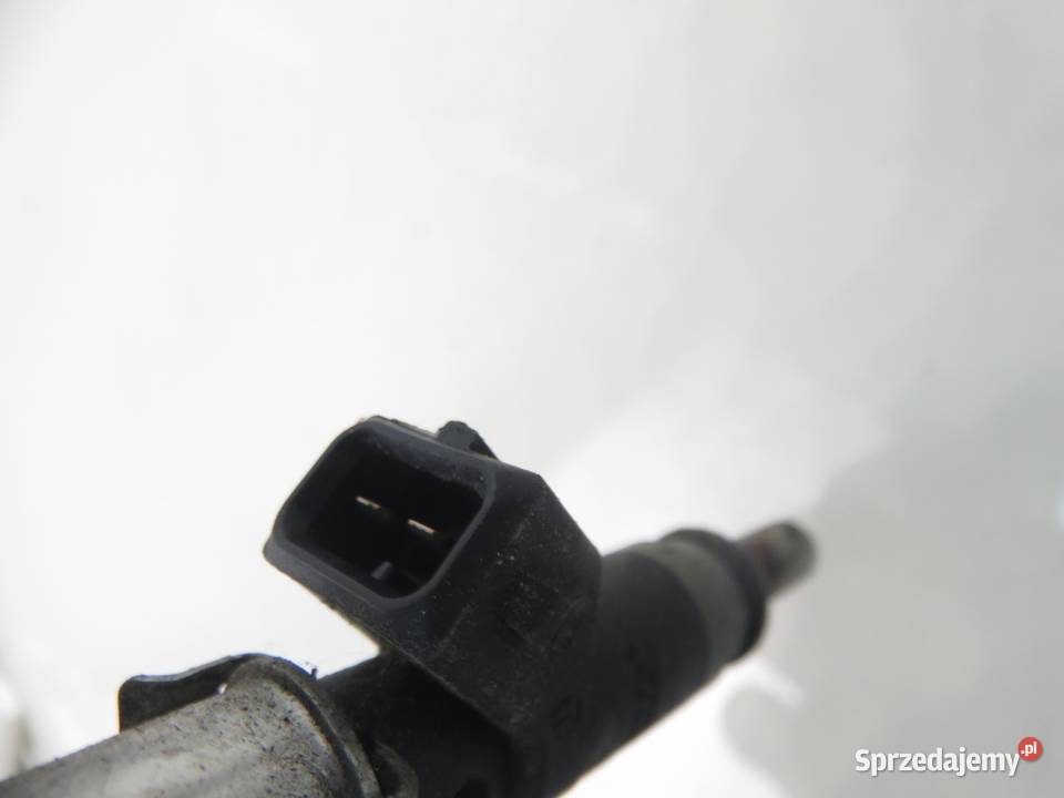 LISTWA WTRYSKOWA BMW E90 318 i 7530420 7526892