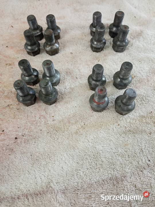 VW Garbus śruby do kół 4X130 Pozostałe Gołków
