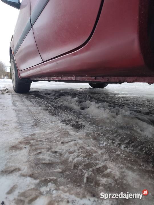 Toyota Avensis T22 benzyna opolskie Nysa