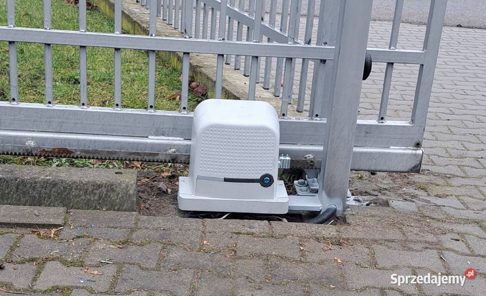 Nice Robo 600 napęd do bramy z montażem metal Napędy Strzegowo sprzedam
