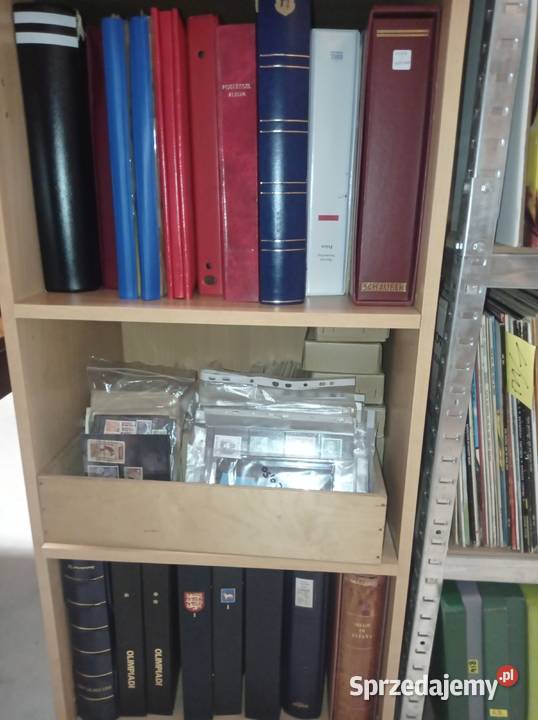 Znaczki pocztowe Świat 300 klaserów wyprzedaż Chrząstów