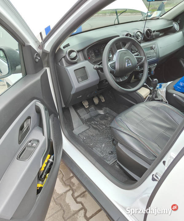 Dacia Duster 2022 10 16V 100 Klima HAK Benzyna manualna Kraków