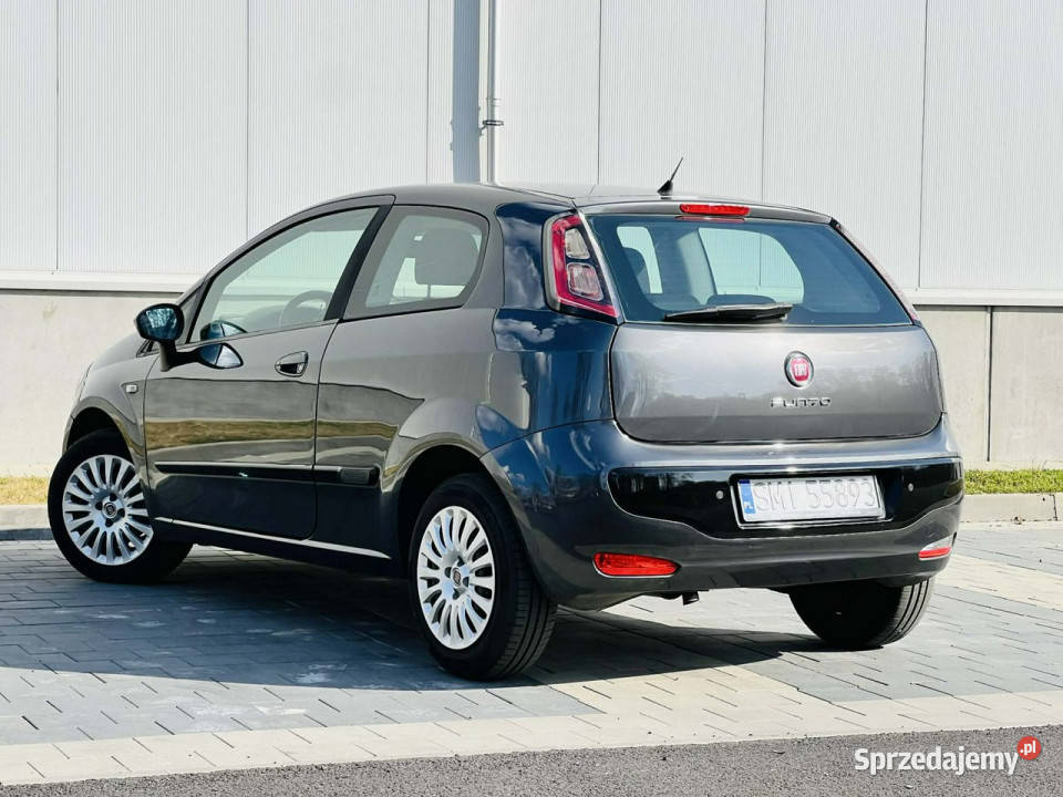 Fiat Punto Evo Fiat Punto Evo 14 Benz nawigacja lakier metallic Mikołów
