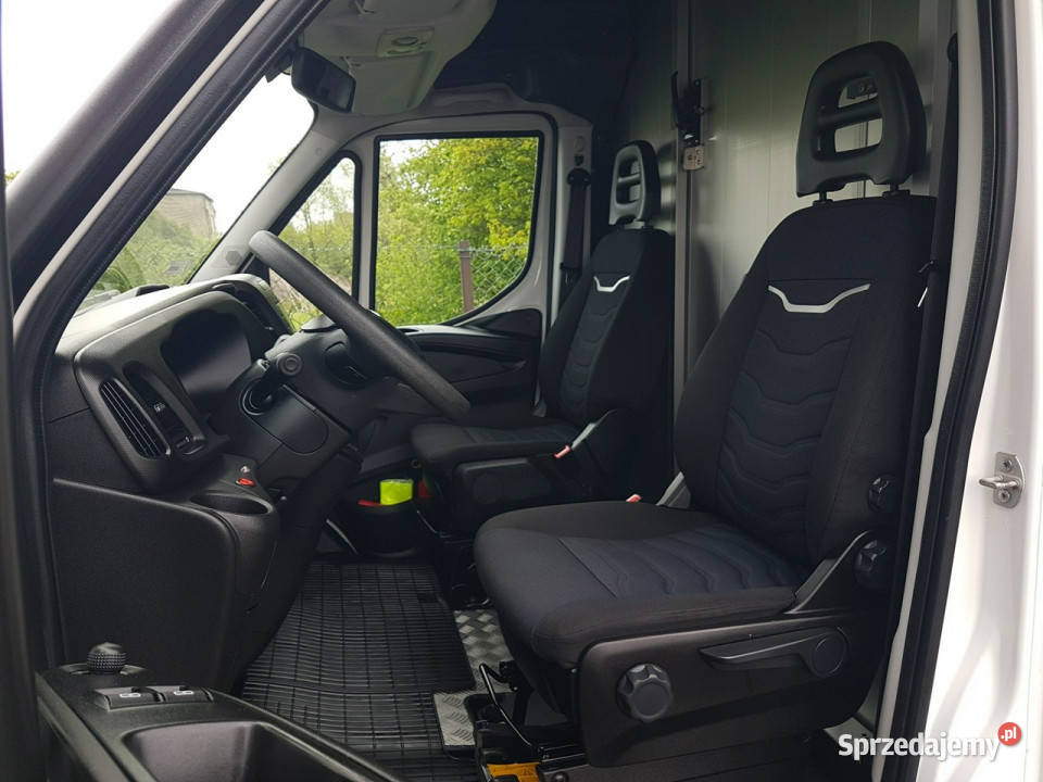 Iveco Daily KONTENER NISKOPODŁOGOWY 444x223x242 biały Poręba