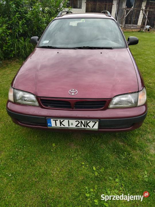 Toyota Carina E 20 TD kombi 97 r uszkodzony
