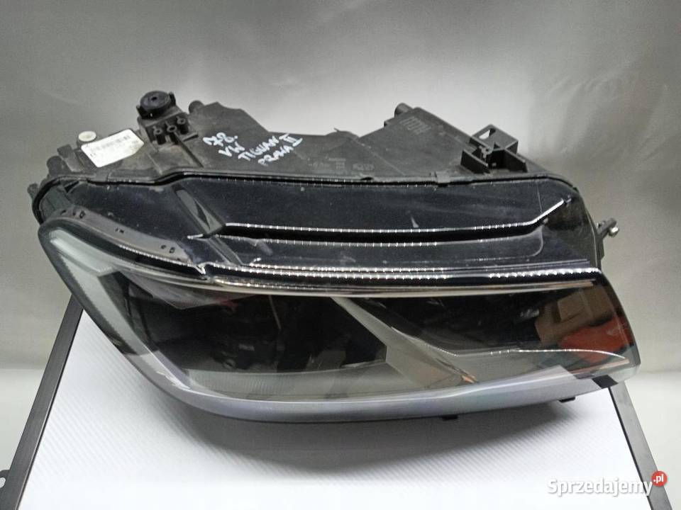LAMPA PRAWY PRZÓD VW TIGUAN 2 5NB941006B
