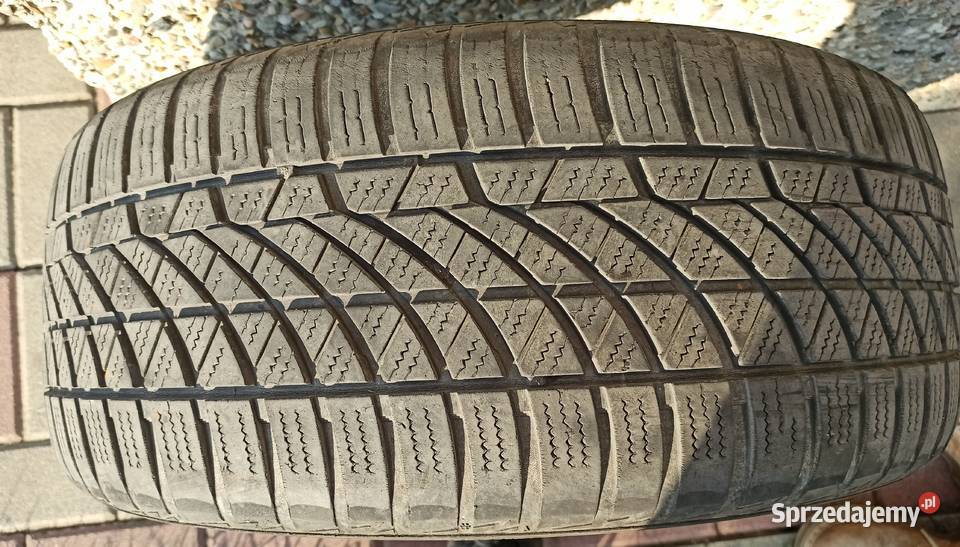 Opona Hankook Kinergy 4S 20550 R17 V93 2019 całoroczne podkarpackie