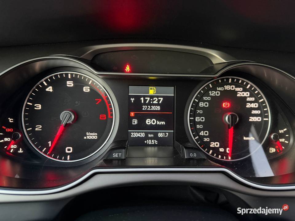 AUDI A4 B8 Głodno