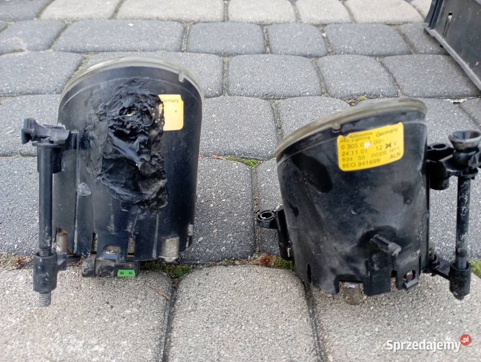 Sprzedam halogeny używane Audi a4b6 Rok produkcji 2002 Części samochodowe Września