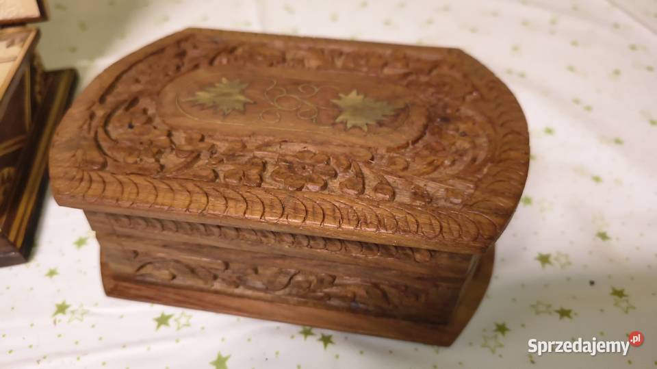 Stare drewniane pudełka Chorzew