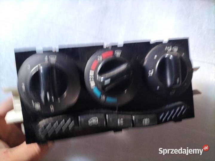 PANEL NAWIEWU MercedesBenz Aklasa A 170 Kamień-Kolonia