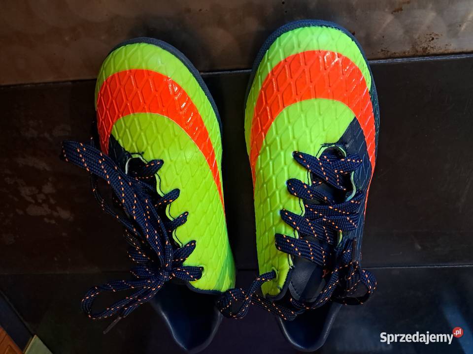 Buty piłkarskie Turfy Tryńcza sprzedam