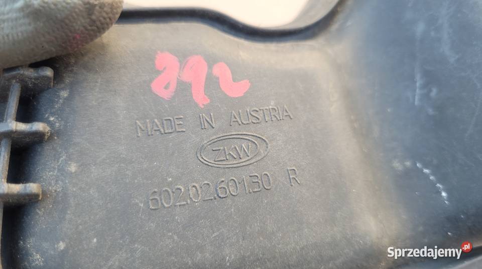 Audi A4 B6 DEKIELEK ZAŚLEPKA REFLEKTORA LAMPY Ruda Śląska