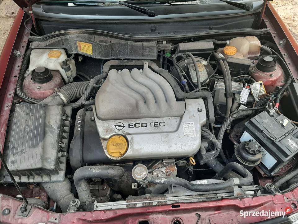 Sprzedam opel astra sedan 16 b 16 v 113 000 1997 4/5 Opole Lubelskie sprzedam