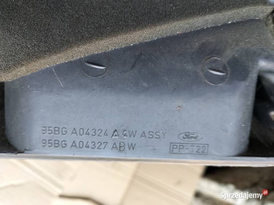 FORD MONDEO MK2 SCHOWEK KIEROWCY OSŁONA KOLUMNY Kamień-Kolonia sprzedam