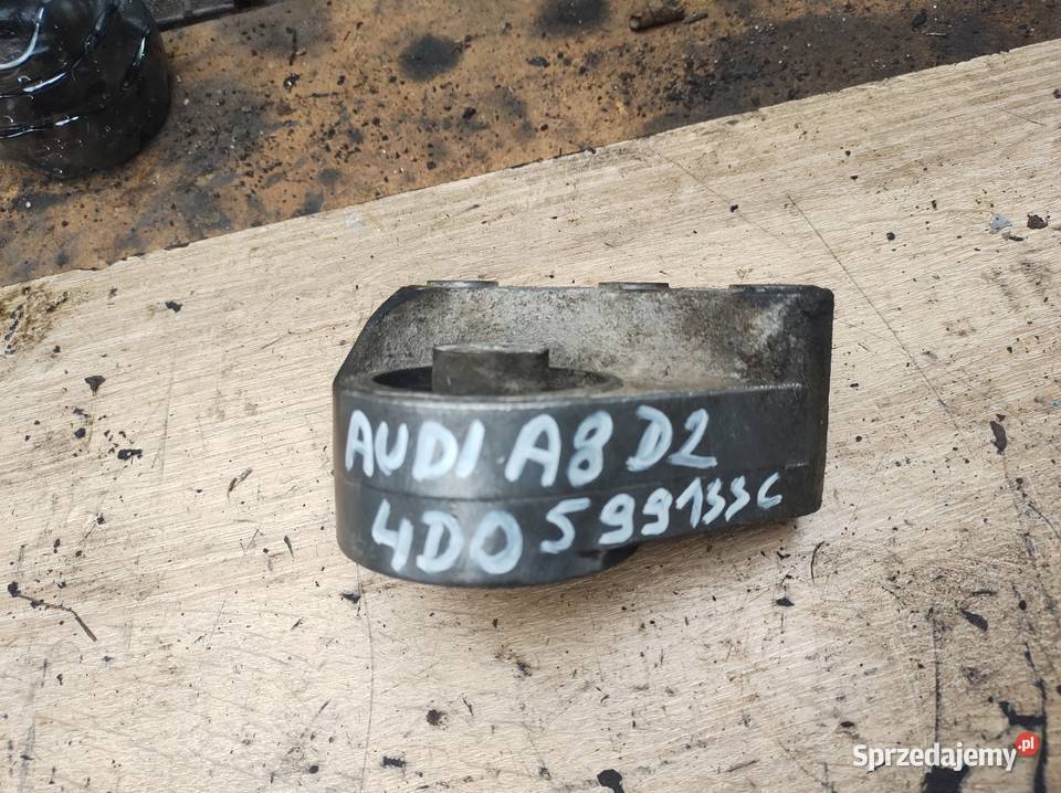 AUDI A8 D2 lapa podpora mostu 4D0599133C Kielce sprzedam