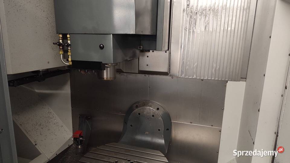HAAS UMC 750 2014 5osiowe uniwersalne centrum Warszawa