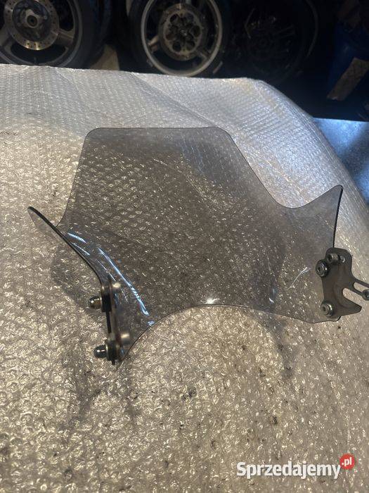 SUZUKI GSX 1400 Szyba 0108 Uchwyty mocowania wielkopolskie Poznań
