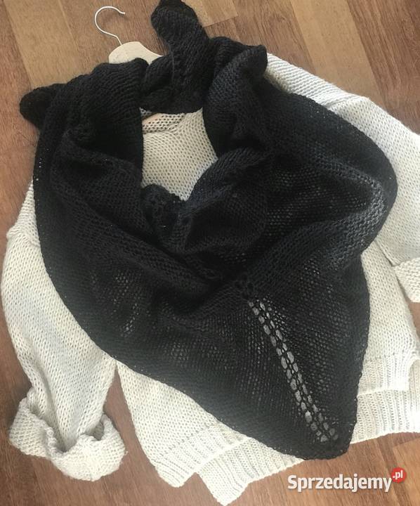 Czarny szal chusta oversize zrobiony na drutach Warszawa