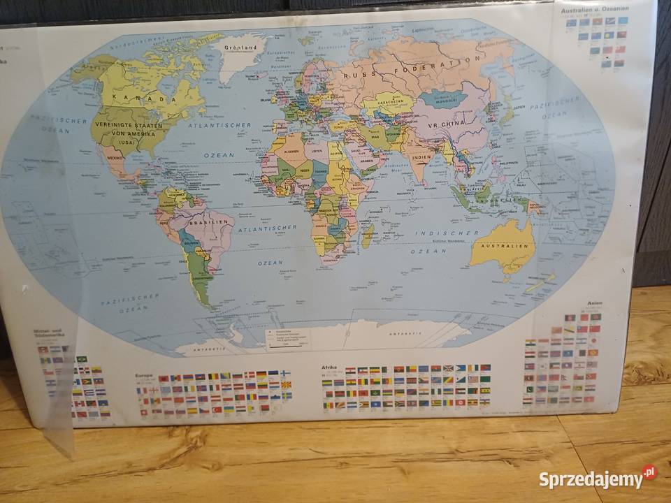 Stara mapa swiata z 70 lat