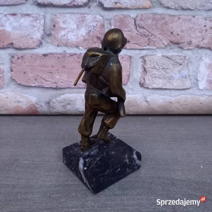 Mosiężna figurka żołnierz amerykański z Warszawa