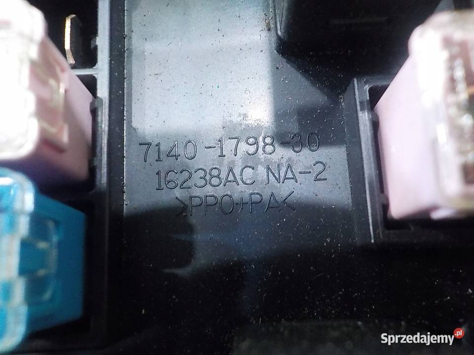 CHRYSLER 300C 30 B AUT 07r SEDAN 4D skrzynka Suków