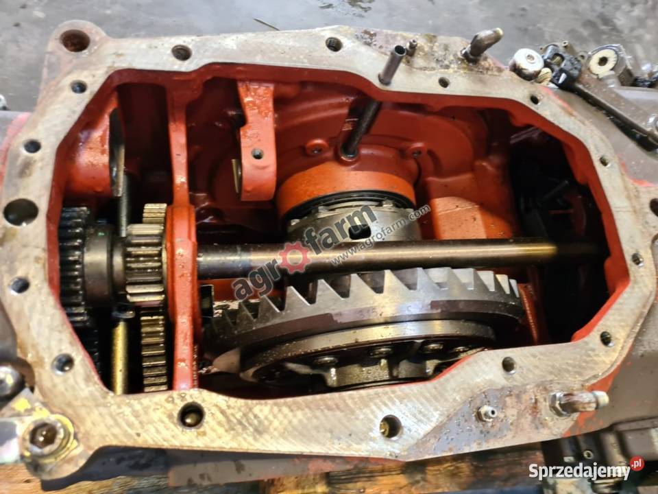 Tylny most Massey Ferguson 6130 0300B01 Tylny most