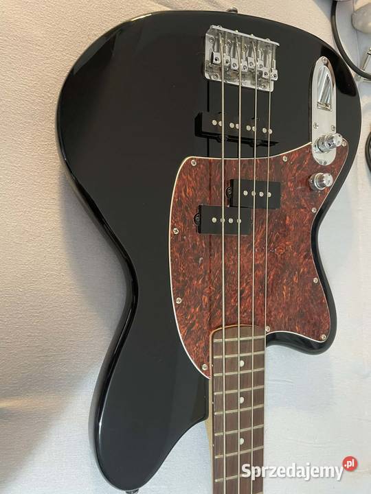 Gitara Basowa Leworeczna Ibanez wzmacniacz Ampeg Pelplin