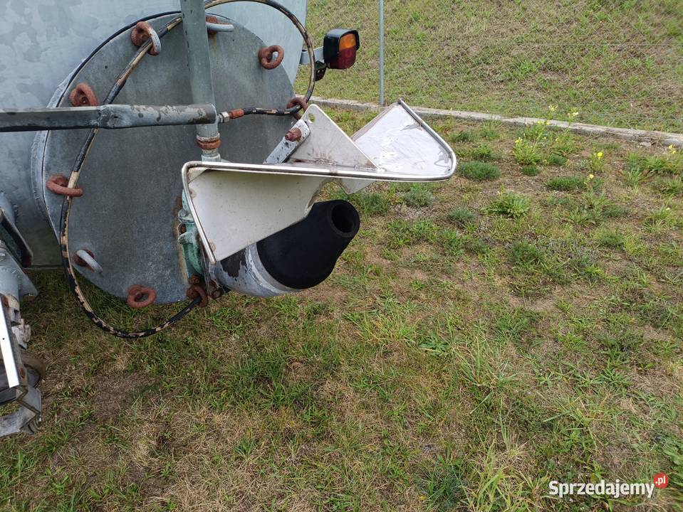 Beczkowóz beczka asenizacyjna szambiarka Beczkowozy Stężyca sprzedam