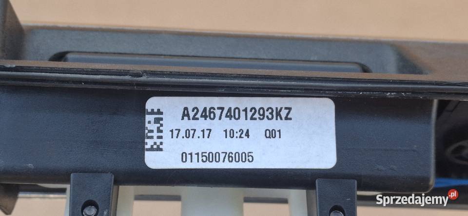 MERCEDES BKLASA W246 W242 LISTWA KLAPY BLENDA Kargowa