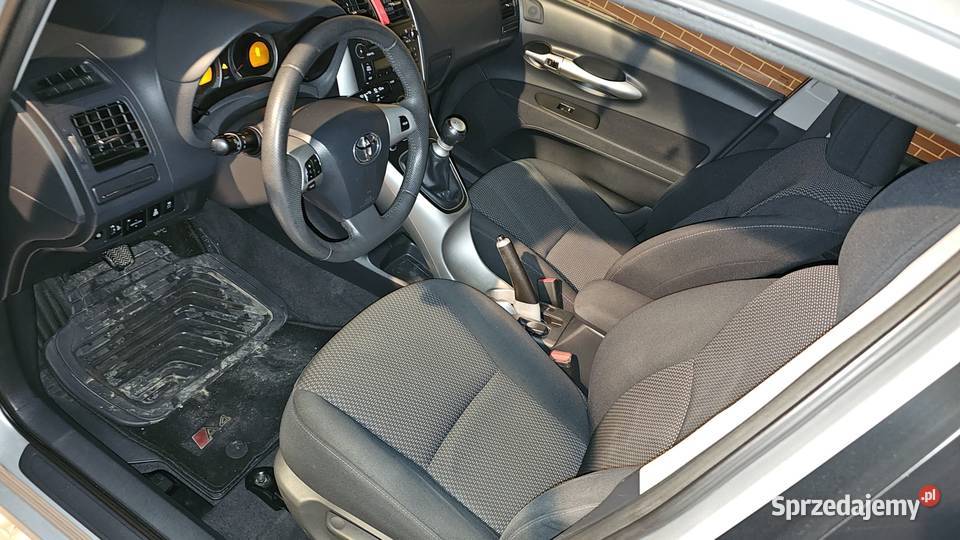 Toyota Auris 20D4D 126 2011 Lift Film Salon Hatchback Zarszyn