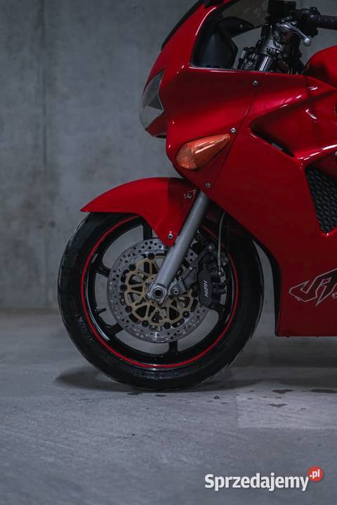 Honda VFR 800 FI Interceptor wystrojona na Power Honda Rzeszów