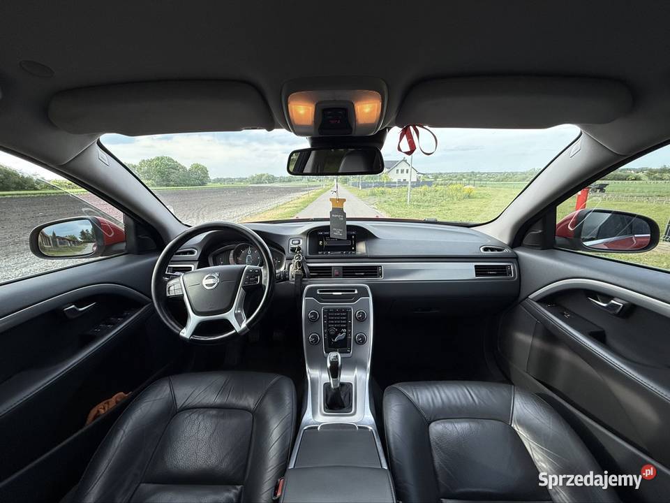 Volvo V70 Lift 20D 185 2014r Super Stan Aktualne sprzedam