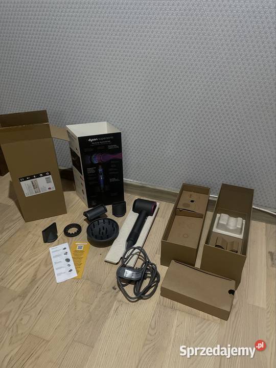 Suszarka do włosów Dyson Supersonic Akcesoria do włosów Poznań