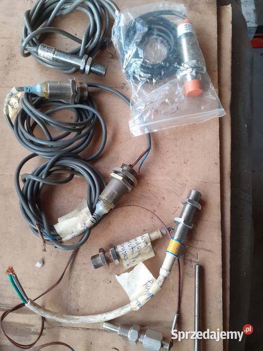 Czujnik indukcyjny zasilanie 1030V DC