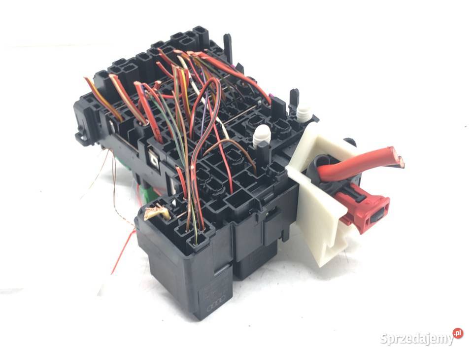 SKRZYNKA BEZPIECZNIKÓW VW GOLF VII 5Q0937615C