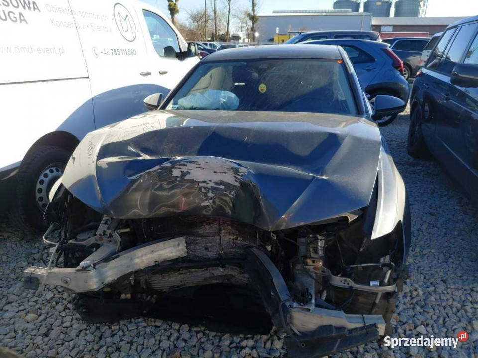 Audi A6 Limousine C8 20192025 hybryda sprzedam