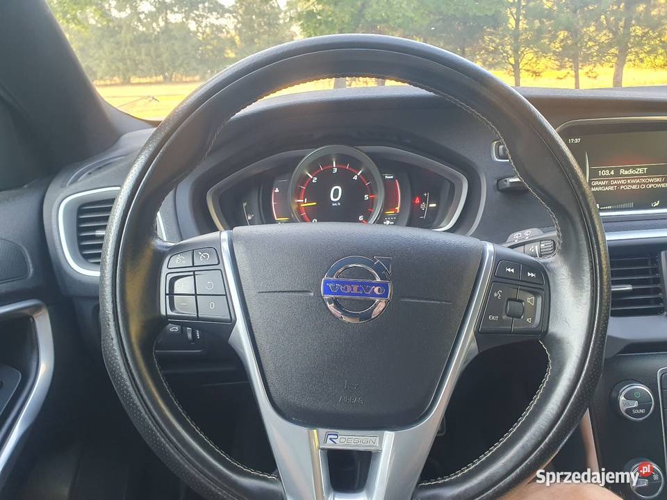Volvo V40 RDesign 20 HDi 120 Biała Perła Gliwice