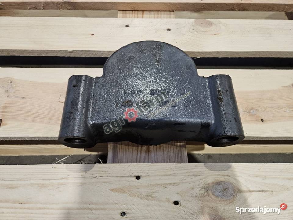 Uchwyt przedniego mostu Valtra T173 T171 N142 Byków sprzedam
