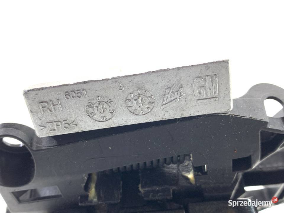 KLAMKA ZEWNĘTRZNA PRAWY TYŁ OPEL MOKKA 13505889 osobowe Klamki