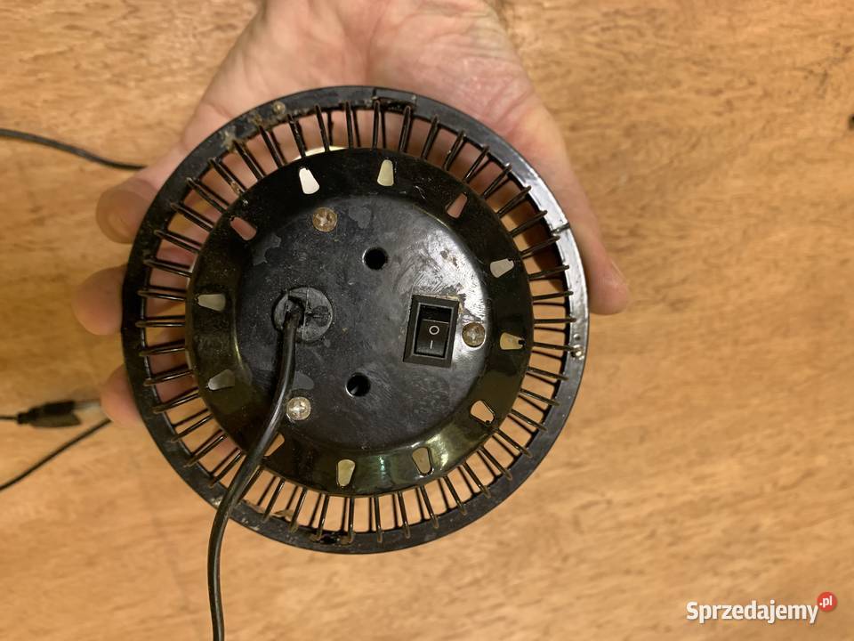 Sprzedam stary metalowy wiatraczek na usb Pozostałe Stalowa Wola