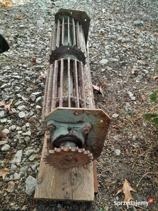 Rozsiewacz nawozu Fortschritt D038 Wał przedni Części i osprzęt rolniczy Sadogóra