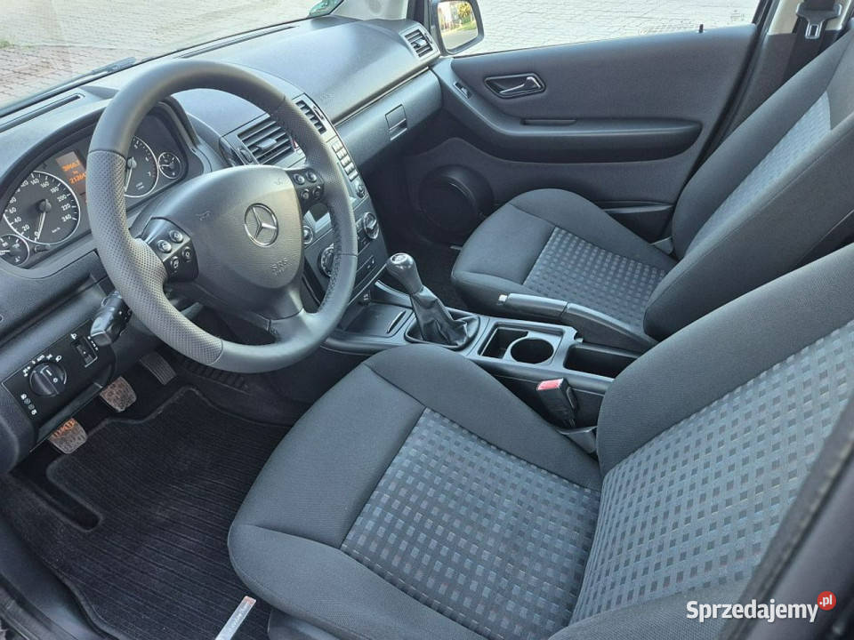 Mercedes A 180 benzyna manual GWARANCJA grzane isofix mazowieckie Warszawa