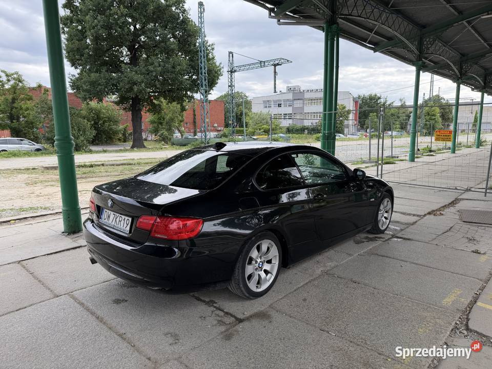 BMW seria 3 E92 coup 2011 2l benzyna nawigacja