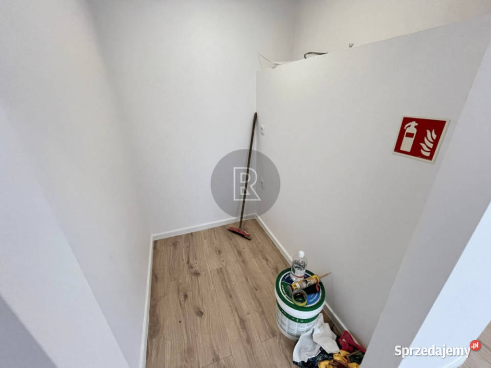 Lokal handlowousługowy 46 m CH DOM Bartycka 2426 mazowieckie sprzedam