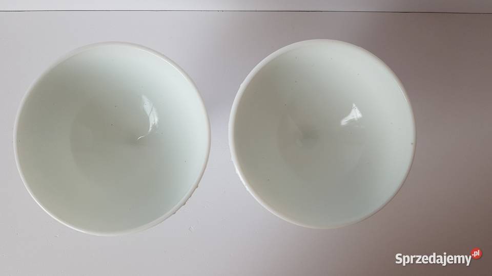 Pucharek Kaszmir lattimo Ząbkowice szkło PRL Porcelana i szkło sprzedam