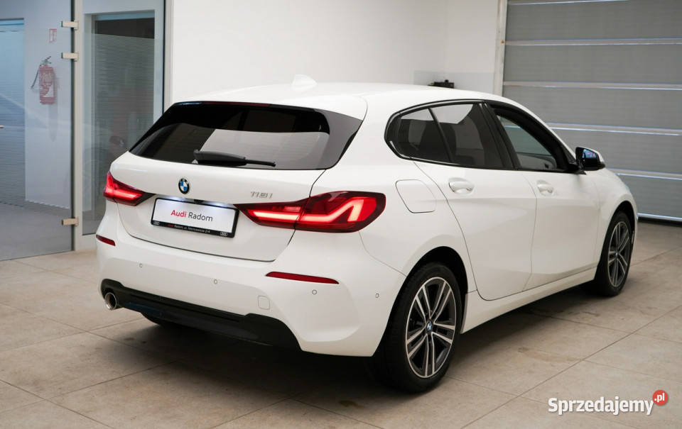 BMW 116 Sport Line Manual LED Live Cockpit lakier metallic Kielce